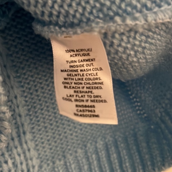 Abound Cable Knit Sweater - Picture 4 of 9